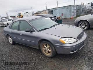 2006 Ford Taurus SE with VIN 1FAFP53U26A233114, listed as a IAAI auction lot 41850941 with 189,782 mi miles. Bid and sale history available at carsss.com. Image 1.