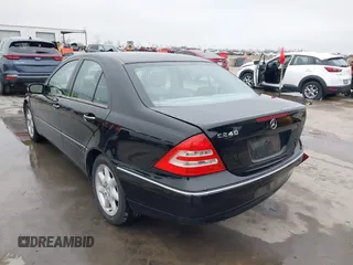 2003 Mercedes-Benz C 2.6L with VIN WDBRF61J93E013920, listed as a IAAI auction lot 41678945 with 90,448 mi miles. Bid and sale history available at carsss.com. Image 3.