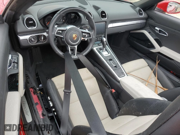 2019 Porsche 718 Boxster z VIN WP0CA2A84KS211137, wystawiony jako Copart lot #74693094 z przebiegiem Nie podano mil oraz Nie do naprawy • Non repairable. Historia ofert i sprzedaży dostępna na DreamBid. Obrazek 8.