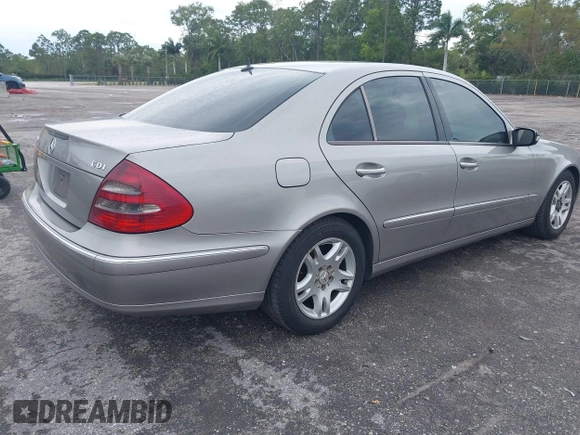 2006 Mercedes-Benz E 320 CDI with VIN WDBUF26J06A935239, listed as a IAAI auction lot 41657552 with 230,067 mi miles and . Bid and sale history available at DreamBid. Image 4.