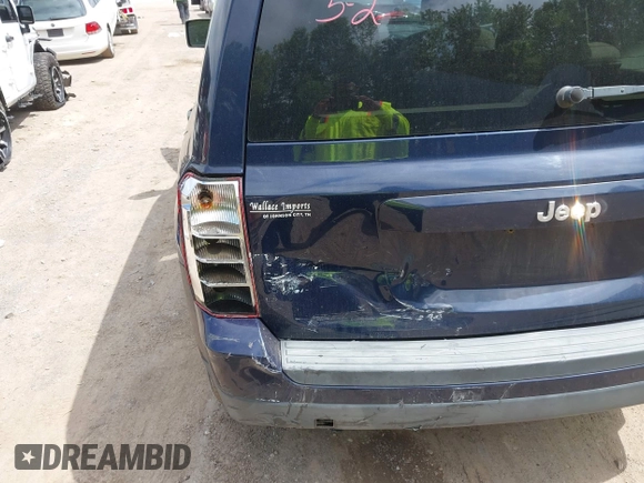 2014 Jeep Patriot Sport z VIN 1C4NJPBA7ED513229, wystawiony jako IAAI lot #42213427 z przebiegiem 207 264 mil mil oraz . Historia ofert i sprzedaży dostępna na DreamBid. Obrazek 6.