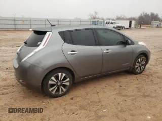2015 Nissan LEAF SV with VIN 1N4AZ0CPXFC330745, listed as a Copart auction lot 71260442 with 77,152 mi miles. Bid and sale history available at carsss.com. Image 3.