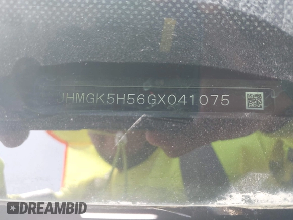 2016 Honda Fit LX z VIN JHMGK5H56GX041075, wystawiony jako IAAI lot #42023299 z przebiegiem 145 658 mil mil oraz . Historia ofert i sprzedaży dostępna na DreamBid. Obrazek 9.