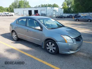 2010 Nissan Sentra SR z VIN 3N1AB6AP3AL614108, wystawiony jako IAAI lot #42643228 z przebiegiem 155 853 mil mil oraz . Historia ofert i sprzedaży dostępna na DreamBid. Obrazek 1.