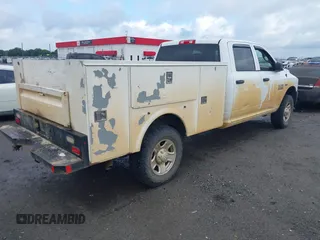 2016 Ram 2500 Tradesman with VIN 3C7WR5HT1GG183137, listed as a IAAI auction lot 42399613 with 97,975 mi miles and . Bid and sale history available at DreamBid. Image 4.