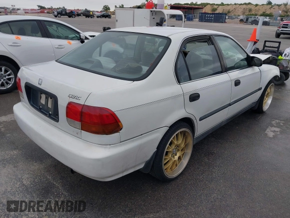 1997 Honda Civic LX z VIN 2HGEJ6676VH534795, wystawiony jako IAAI lot #42170378 z przebiegiem 228 033 mil mil oraz . Historia ofert i sprzedaży dostępna na DreamBid. Obrazek 4.