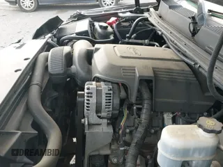 2013 Chevrolet Silverado 1500 LT z VIN 1GCRKSE74DZ331376, wystawiony jako IAAI lot #42634730 z przebiegiem 175 756 mil mil oraz . Historia ofert i sprzedaży dostępna na DreamBid. Obrazek 24.