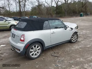2011 MINI Cooper Convertible s with VIN WMWZP3C55BTX82922, listed as a IAAI auction lot 41408777 with 82,764 mi miles. Bid and sale history available at carsss.com. Image 4.