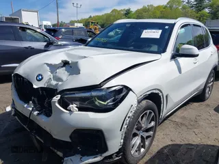2019 BMW X5 xDrive40i with VIN 5UXCR6C56KLL09971, listed as a IAAI auction lot 42193031 with 94,463 mi miles and . Bid and sale history available at DreamBid. Image 2.