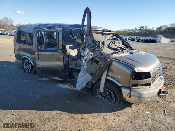 2007 GMC Savana Cargo Van YF7 Upfitter with VIN 1GDFH15T371201662, listed as a Copart auction lot 77485104 with 0 mi miles and Non Repairable. Bid and sale history available at carsss.com. Image 4.