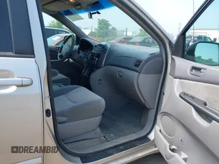 2006 Toyota Sienna CE with VIN 5TDZA23C56S562259, listed as a IAAI auction lot 42512870 with 199,762 mi miles and . Bid and sale history available at DreamBid. Image 5.
