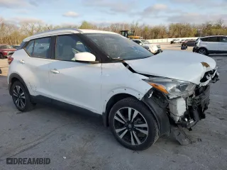 2018 Nissan Kicks S with VIN 3N1CP5CUXJL535204, listed as a Copart auction lot 50829525 with 118,356 mi miles and Clean Title. Bid and sale history available at carsss.com. Image 4.