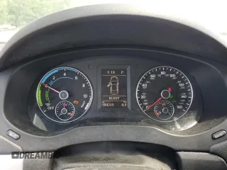 2013 Volkswagen Jetta Hybrid SE с VIN 3VW637AJ1DM311230, выставлен на аукционе Copart как лот 61694665 с пробегом 189 215 миль миль и Чистый • Clean title. История ставок и продаж доступна на DreamBid. Изображение 9.
