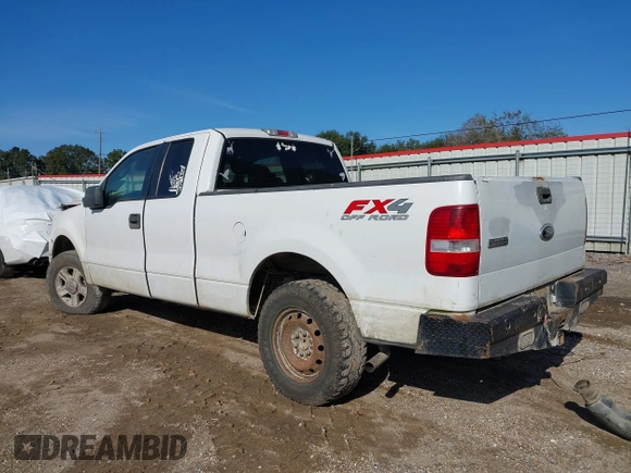 2006 Ford F-150 STX with VIN 1FTRX14W56NB45439, listed as a IAAI auction lot 41020833 with 401,176 mi miles. Bid and sale history available at carsss.com. Image 3.