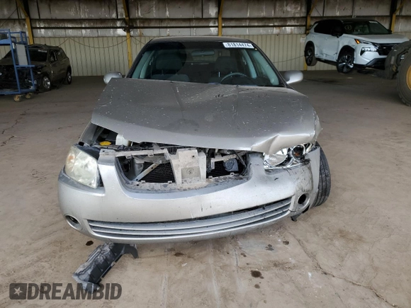 2005 Nissan Sentra 1.8 with VIN 3N1CB51D25L584002, listed as a Copart auction lot 81814474 with Not Provided miles and Salvage Title. Bid and sale history available at DreamBid. Image 5.