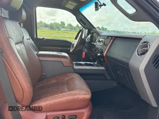 2012 Ford F-350 XL z VIN 1FT8W3BT5CEB52342, wystawiony jako Copart lot #58652855 z przebiegiem 244 321 mil mil oraz Czysty tytuł • Clean title. Historia ofert i sprzedaży dostępna na DreamBid. Obrazek 5.