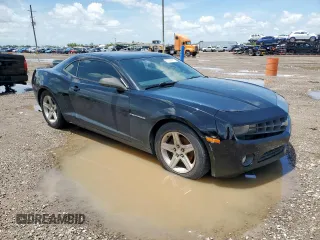 2011 Chevrolet Camaro 1LT with VIN 2G1FB1ED4B9156503, listed as a Copart auction lot 61058615 with 258,287 mi miles and Clean title. Bid and sale history available at DreamBid. Image 4.