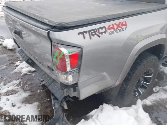 2021 Toyota Tacoma SR z VIN 3TMCZ5AN0MM386867, wystawiony jako IAAI lot #41580426 z przebiegiem 46 559 mil mil oraz . Historia ofert i sprzedaży dostępna na DreamBid. Obrazek 18.