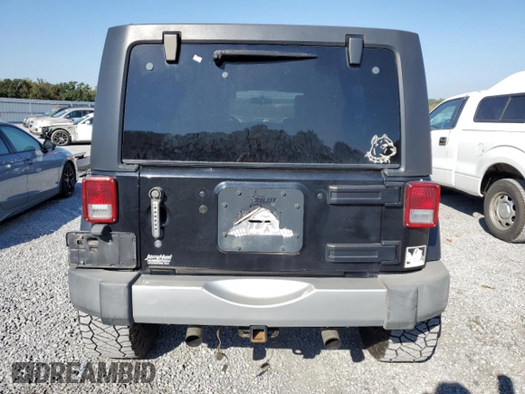 2008 Jeep Wrangler Unlimited Sahara with VIN 1J4GB59138L506461, listed as a Copart auction lot 75082664 with 178,944 mi miles and Salvage title. Bid and sale history available at DreamBid. Image 6.