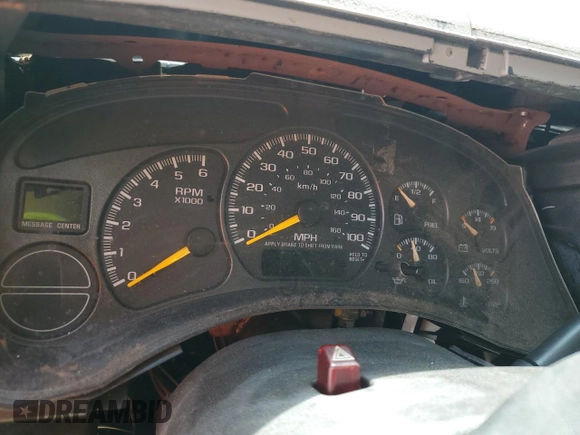 2000 Chevrolet Suburban LS with VIN 3GNFK16T5YG190971, listed as a Copart auction lot 60264695 with Not provided miles and Salvage title. Bid and sale history available at DreamBid. Image 9.