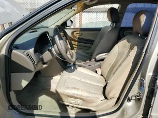 2000 Nissan Maxima GXE z VIN JN1CA31D0YT712485, wystawiony jako Copart lot #54956875 z przebiegiem 187 942 mil mil oraz Czysty tytuł • Clean title. Historia ofert i sprzedaży dostępna na DreamBid. Obrazek 7.