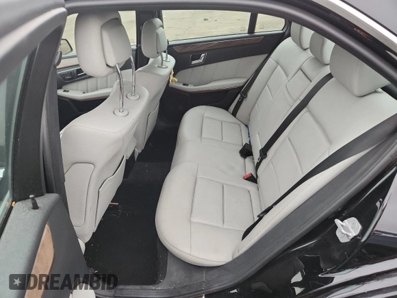 2011 Mercedes-Benz E 350 Luxury with VIN WDDHF8HB2BA488005, listed as a Copart auction lot 62936585 with 188,501 mi miles and Salvage title. Bid and sale history available at DreamBid. Image 10.