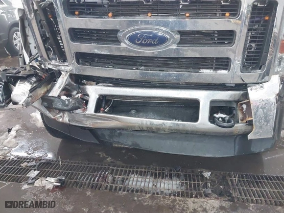 2009 Ford Super Duty F-250 SRW XL with VIN 1FTSX21579EA23060, listed as a IAAI auction lot 41308974 with 186,631 mi miles. Bid and sale history available at carsss.com. Image 18.