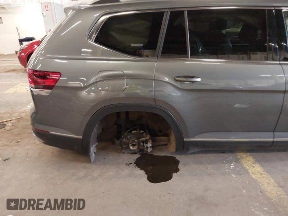 2021 Volkswagen Atlas SEL Premium z VIN 1V2TR2CA9MC589541, wystawiony jako IAAI lot #41848459 z przebiegiem 40 577 mil mil oraz . Historia ofert i sprzedaży dostępna na DreamBid. Obrazek 12.