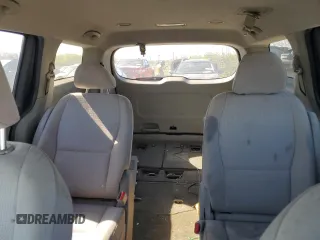 2021 Kia Sedona LX with VIN KNDMB5C19M6669111, listed as a Copart auction lot 53161135 with 132,492 mi miles and Salvage Title. Bid and sale history available at carsss.com. Image 10.