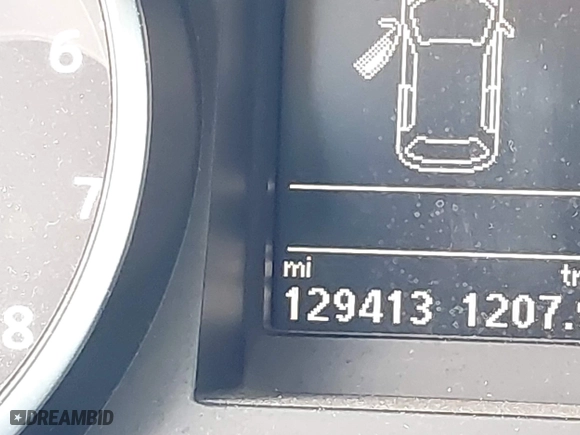 2013 Volkswagen Golf w/Conv & Sunroof with VIN WVWDB7AJ3DW118946, listed as a IAAI auction lot 41695348 with 129,413 mi miles. Bid and sale history available at carsss.com. Image 15.