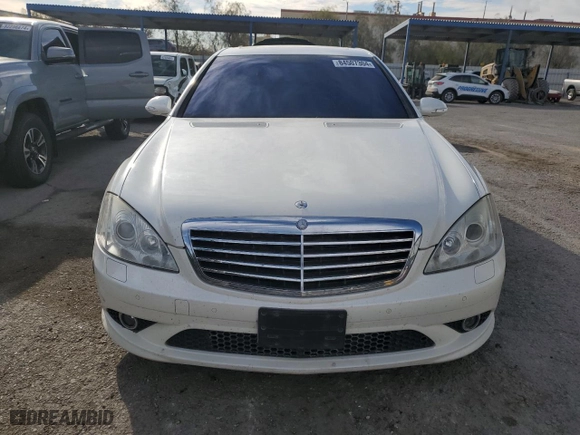 2009 Mercedes-Benz S-Class 5.5L V8 with VIN WDDNG71X39A277664, listed as a Copart auction lot 84507304 with 110,006 mi miles and Salvage Title. Bid and sale history available at carsss.com. Image 5.
