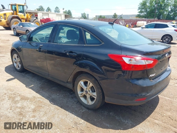2014 Ford Focus SE with VIN 1FADP3F24EL431332, listed as a IAAI auction lot 42135538 with 121,362 mi miles. Bid and sale history available at carsss.com. Image 3.