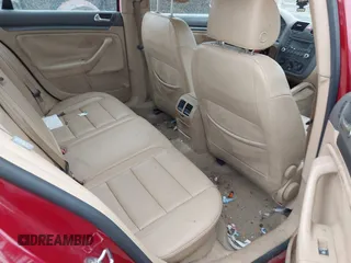 2006 Volkswagen Jetta 2.5L с VIN 3VWSF81K06M642498, выставлен на аукционе IAAI как лот 41943060 с пробегом 251 100 миль миль и . История ставок и продаж доступна на DreamBid. Изображение 8.