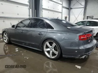 2015 Audi S8 with VIN WAUK2AFD3FN004913, listed as a Copart auction lot 71384562 with 73,488 mi miles. Bid and sale history available at carsss.com. Image 2.