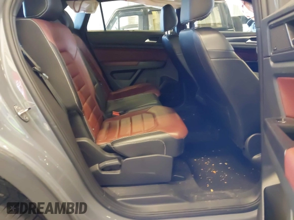 2021 Volkswagen Atlas SEL Premium with VIN 1V2TE2CA8MC207933, listed as a IAAI auction lot 41823640 with 64,425 mi miles and . Bid and sale history available at DreamBid. Image 8.