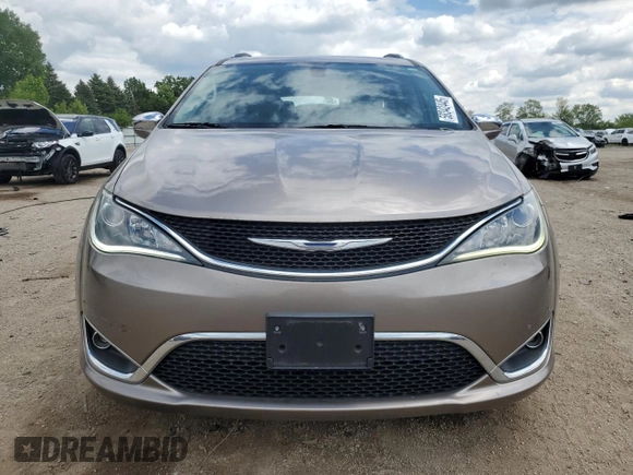 2017 Chrysler Pacifica Limited with VIN 2C4RC1GG3HR616218, listed as a Copart auction lot 58342445 with 53,536 mi miles and Salvage title. Bid and sale history available at DreamBid. Image 5.