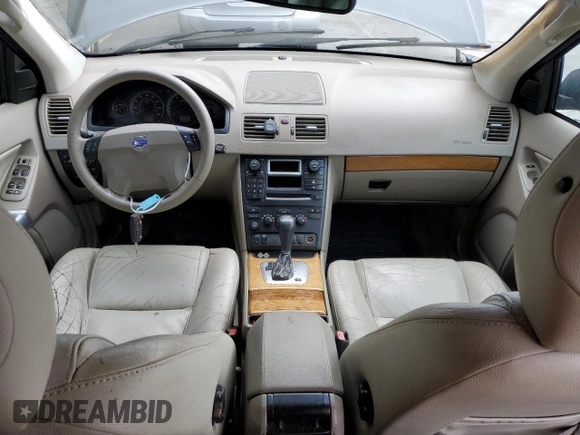 2006 Volvo XC90 2.5L Turbo with VIN YV4CY592761272147, listed as a Copart auction lot 44188015 with 204,142 mi miles and Salvage Title. Bid and sale history available at carsss.com. Image 8.