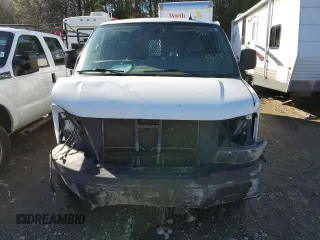2019 Chevrolet Express Cargo z VIN 1GCWGBFG4K1185639, wystawiony jako Copart lot #88564825 z przebiegiem Nie podano mil oraz Szkoda całkowita • Salvage title. Historia ofert i sprzedaży dostępna na DreamBid. Obrazek 5.
