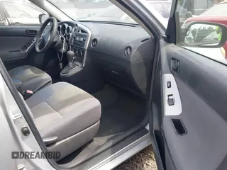 2006 Toyota Matrix STD with VIN 2T1KR32E26C588104, listed as a IAAI auction lot 41977865 with 242,577 mi miles and . Bid and sale history available at carsss.com. Image 5.