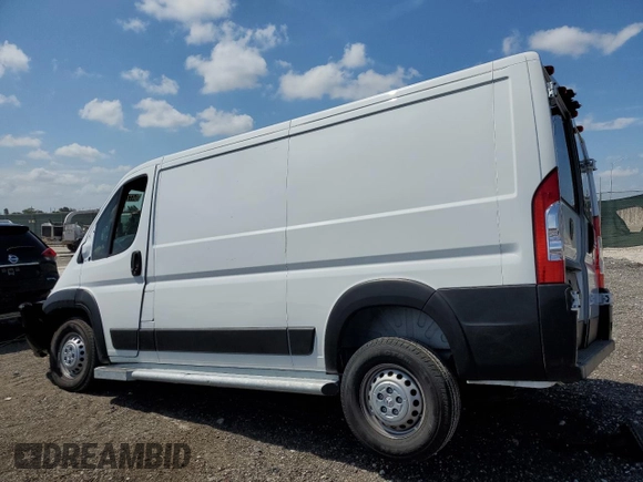2025 Ram ProMaster Cargo Tradesman with VIN 3C6LRVVG4SE516112, listed as a Copart auction lot 54723745 with Not Provided miles and Salvage Title. Bid and sale history available at carsss.com. Image 2.