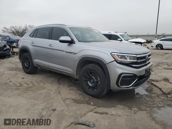 2022 Volkswagen Atlas SEL Premium R-Line with VIN 1V2FE2CA9NC213092, listed as a Copart auction lot 43430625 with 53,426 mi miles and Salvage title. Bid and sale history available at DreamBid. Image 4.
