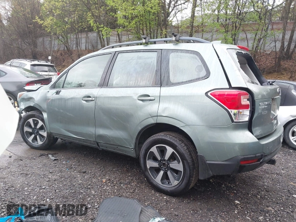 2017 Subaru Forester z VIN JF2SJABC4HH452602, wystawiony jako IAAI lot #42197639 z przebiegiem 141 385 mil mil oraz . Historia ofert i sprzedaży dostępna na DreamBid. Obrazek 15.