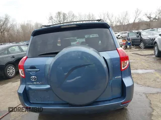 2008 Toyota RAV4 Ltd with VIN JTMBD31V485190036, listed as a IAAI auction lot 41863408 with 205,679 mi miles. Bid and sale history available at carsss.com. Image 15.