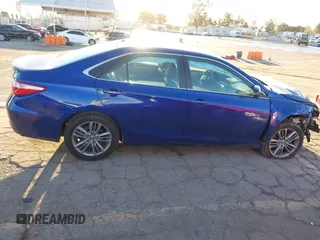 2015 Toyota Camry XLE z VIN 4T1BF1FK9FU884586, wystawiony jako IAAI lot #41789131 z przebiegiem 166 422 mil mil oraz . Historia ofert i sprzedaży dostępna na DreamBid. Obrazek 13.