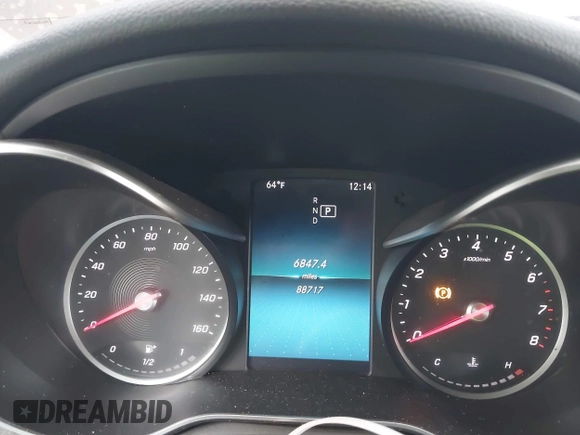 2019 Mercedes-Benz C 300 with VIN 55SWF8DB0KU290584, listed as a IAAI auction lot 42019267 with 88,717 mi miles and . Bid and sale history available at DreamBid. Image 15.