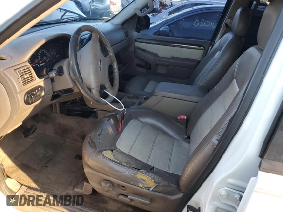 2004 Ford Explorer Eddie Bauer with VIN 1FMZU64K54UA40109, listed as a Copart auction lot 81902684 with 218,867 mi miles and Salvage title. Bid and sale history available at DreamBid. Image 7.