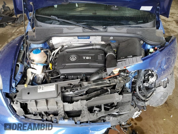 2014 Volkswagen Beetle Turbo R-Line with VIN 3VWVT7AT2EM629047, listed as a Copart auction lot 46820915 with 96,290 mi miles and Salvage Title. Bid and sale history available at DreamBid. Image 11.