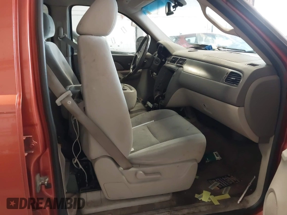 2007 Chevrolet Avalanche LTZ with VIN 3GNFK12397G208005, listed as a IAAI auction lot 42409777 with 246,870 mi miles and . Bid and sale history available at DreamBid. Image 5.