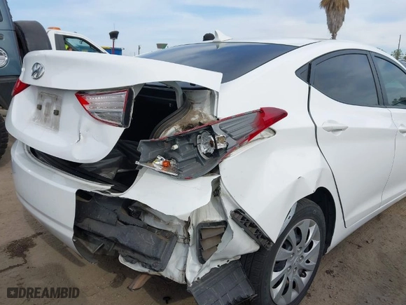 2012 Hyundai Elantra Limited with VIN 5NPDH4AE8CH125248, listed as a IAAI auction lot 41915686 with 152,099 mi miles. Bid and sale history available at carsss.com. Image 6.