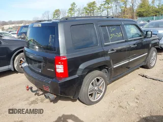 2009 Jeep Patriot Limited z VIN 1J4FF48B19D192275, wystawiony jako IAAI lot #41916112 z przebiegiem 165 906 mil mil oraz . Historia ofert i sprzedaży dostępna na DreamBid. Obrazek 4.